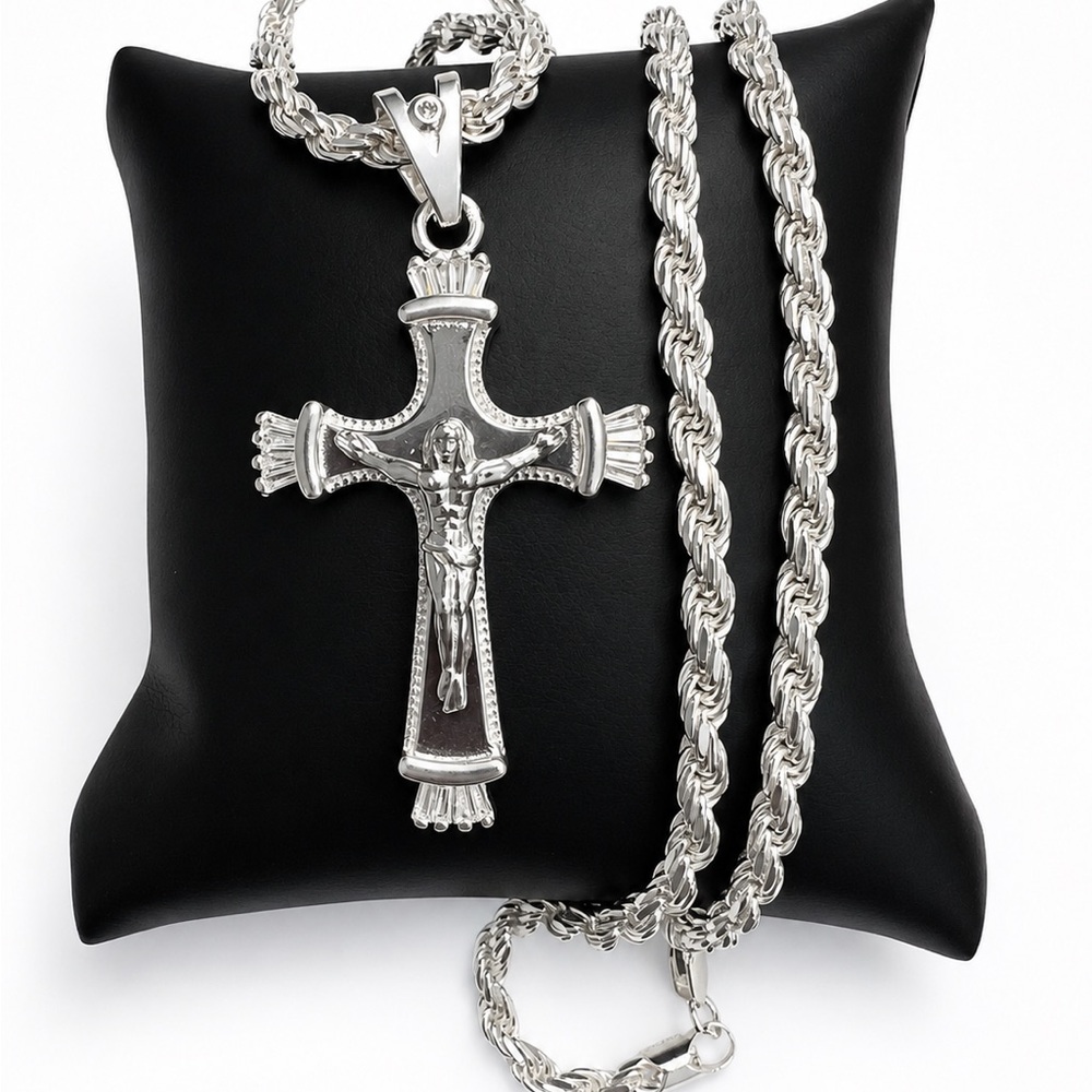 925 Sterling Silver CZ Crucifix Cross Pendant Rope Chain Men’s Necklace Size 22”